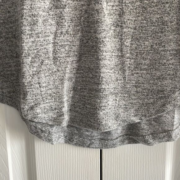 Rag & Bone Women’s Grey Light Weight Sweater - Picture 2 of 6